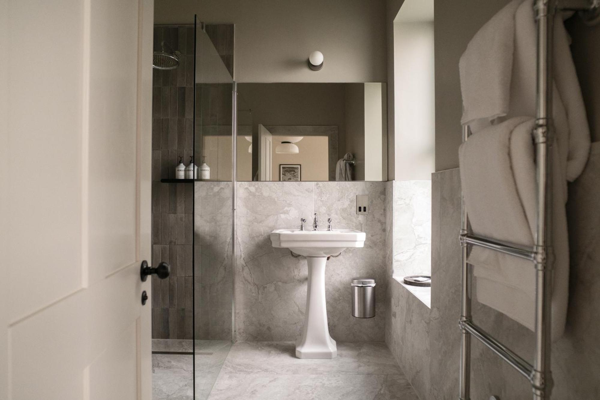 Leighton House - Boutique Guesthouse Bath Ngoại thất bức ảnh Bathroom