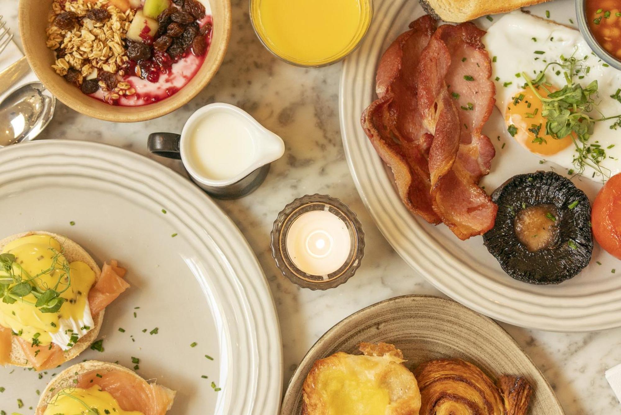 Leighton House - Boutique Guesthouse Bath Ngoại thất bức ảnh A full English breakfast